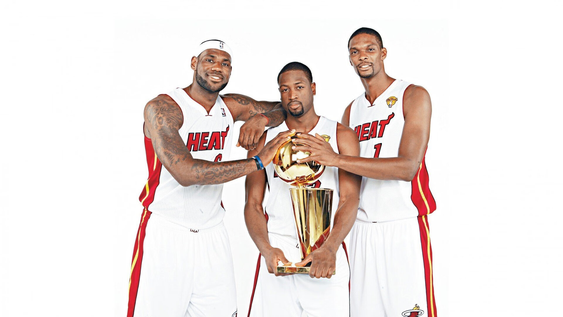 广厦节奏掌控黄蜂，詹姆斯全场统治，双线战役中的唯一性胜利